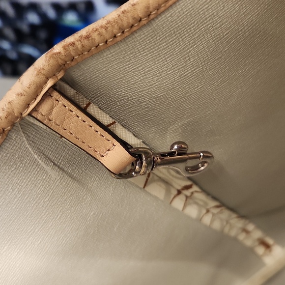 Coach Tote Bag - Picture 16 of 17